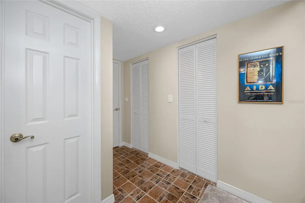 2737 Enterprise Road E Clearwater FL 33759