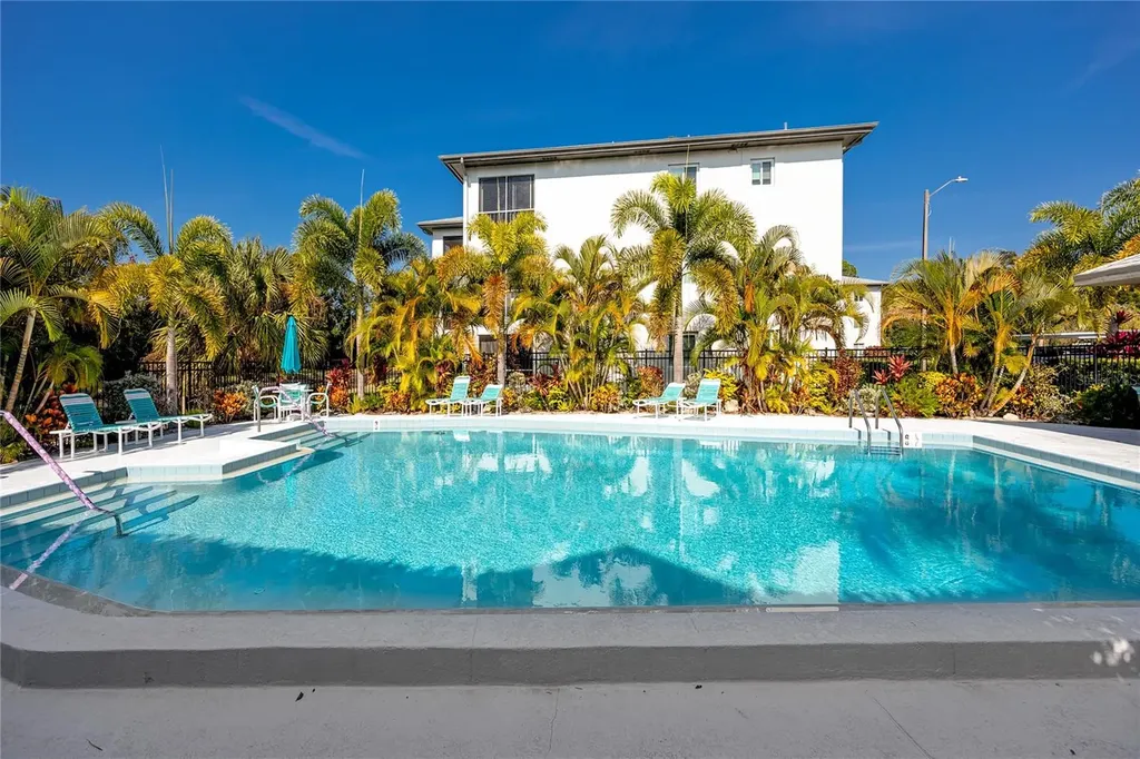 2737 Enterprise Road E Clearwater FL 33759