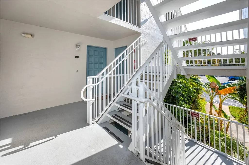 2737 Enterprise Road E Clearwater FL 33759