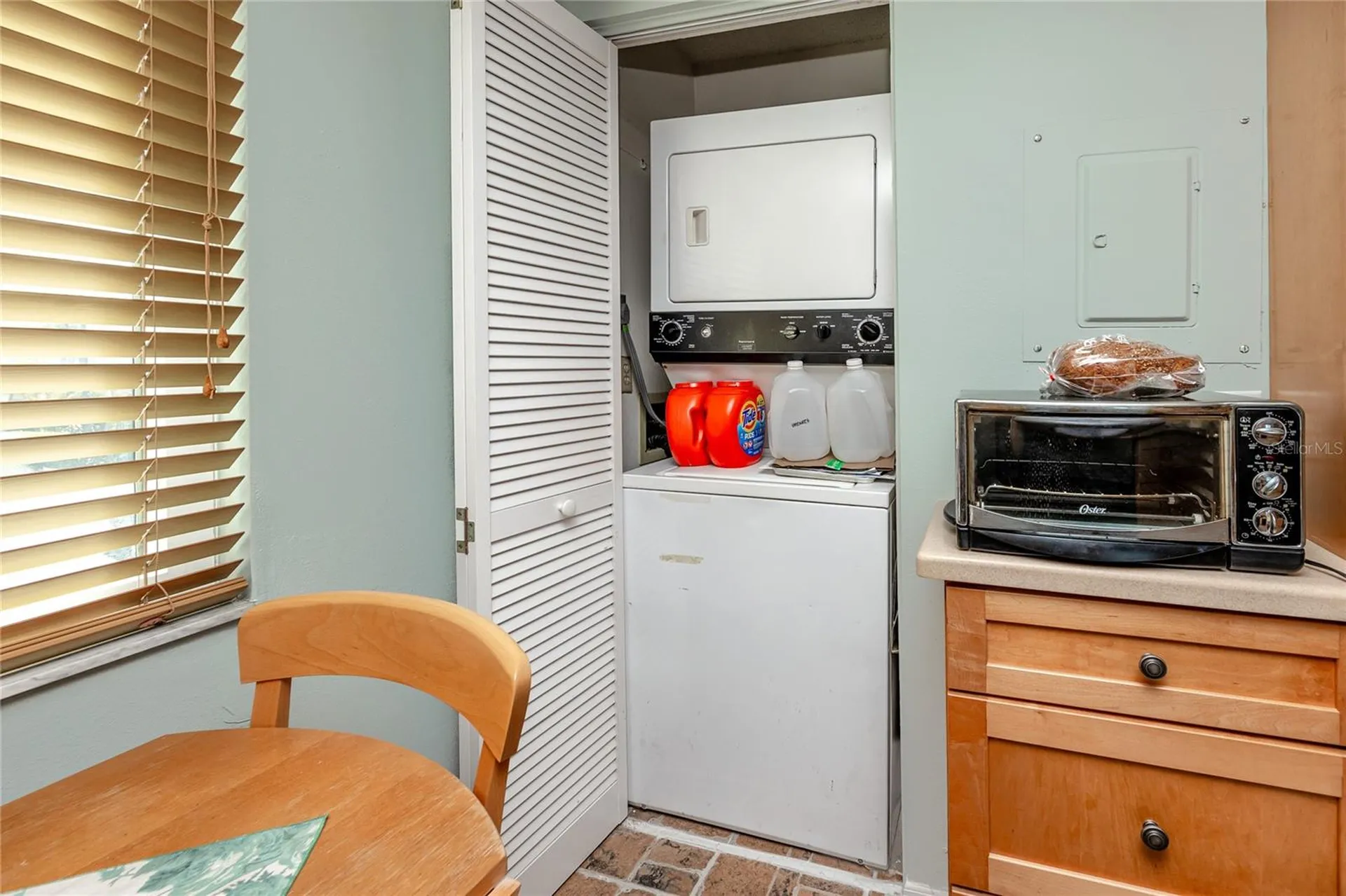 2737 Enterprise Road E Clearwater FL 33759