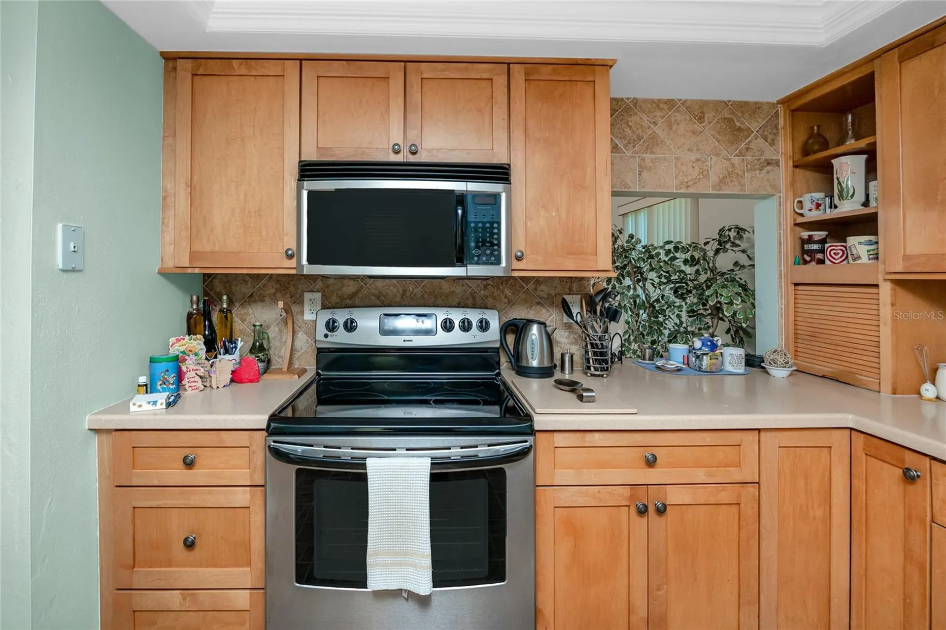 2737 Enterprise Road E Clearwater FL 33759