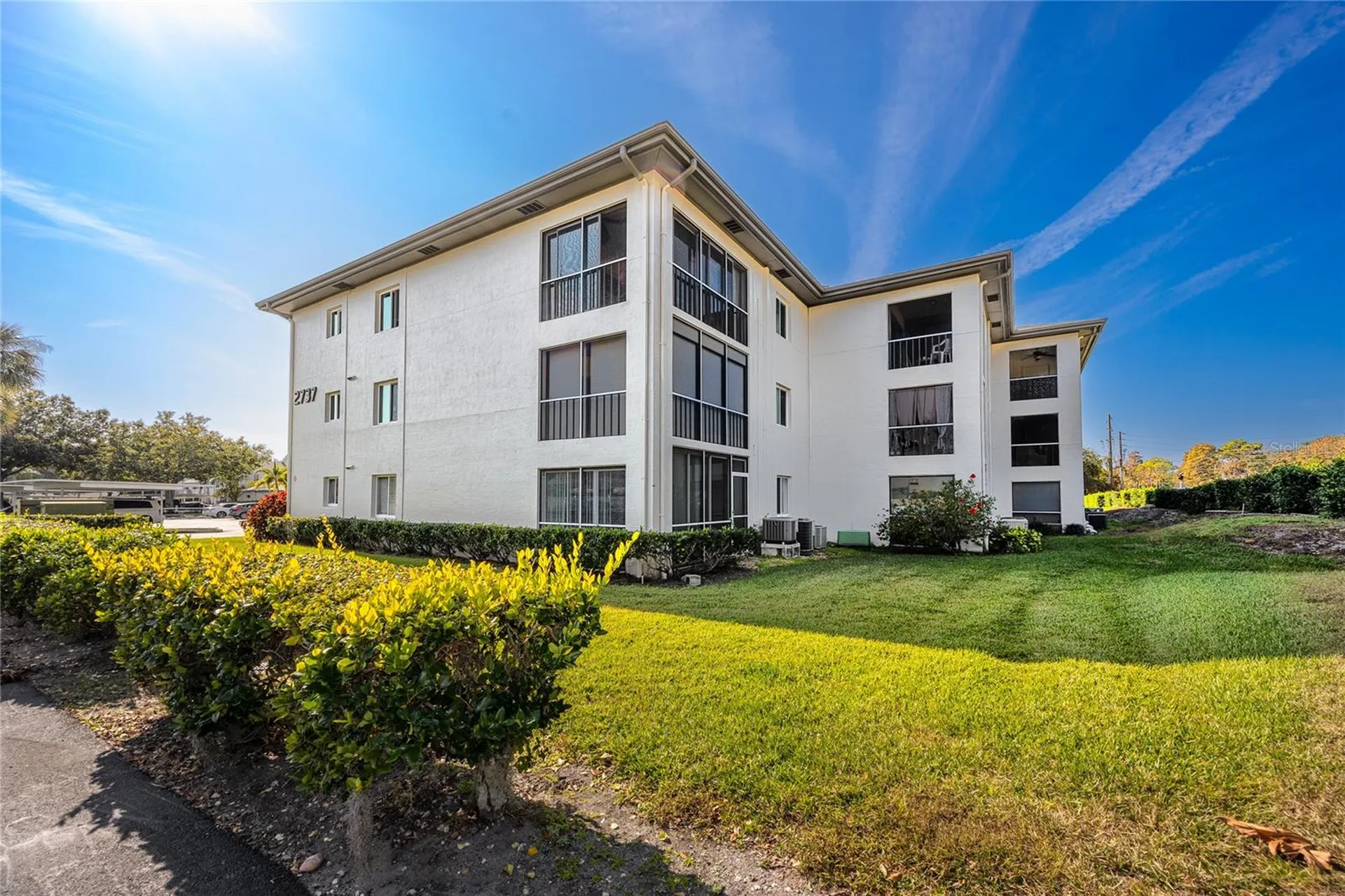 2737 Enterprise Road E Clearwater FL 33759