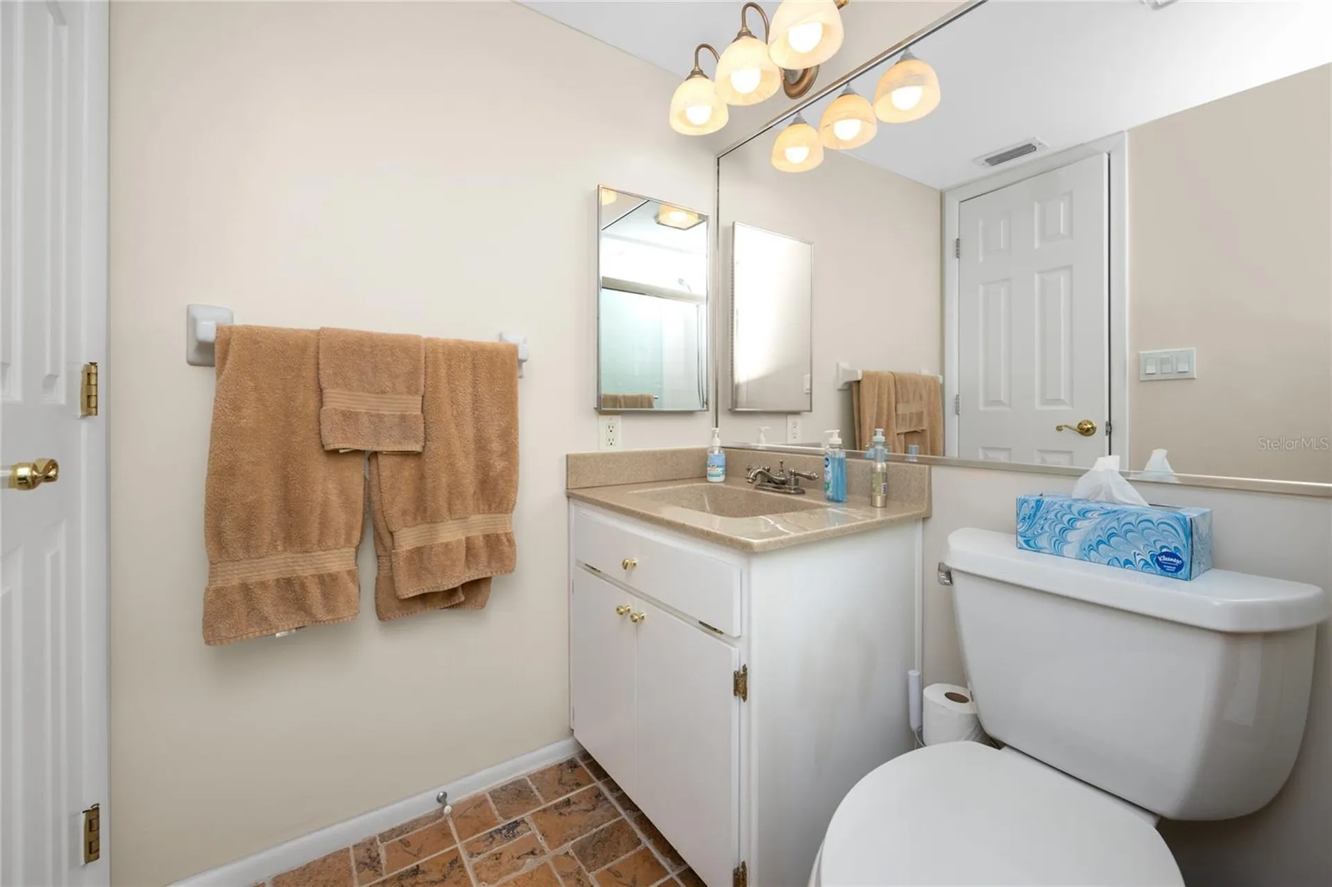 2737 Enterprise Road E Clearwater FL 33759