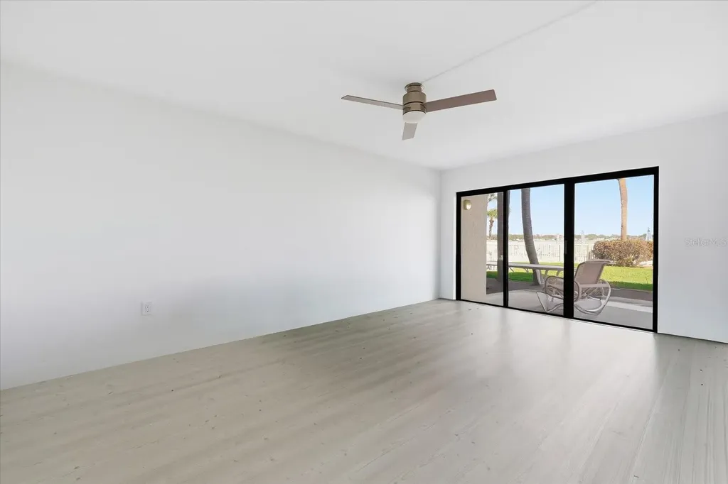 7520 Sunshine Skyway Lane S St Petersburg FL 33711