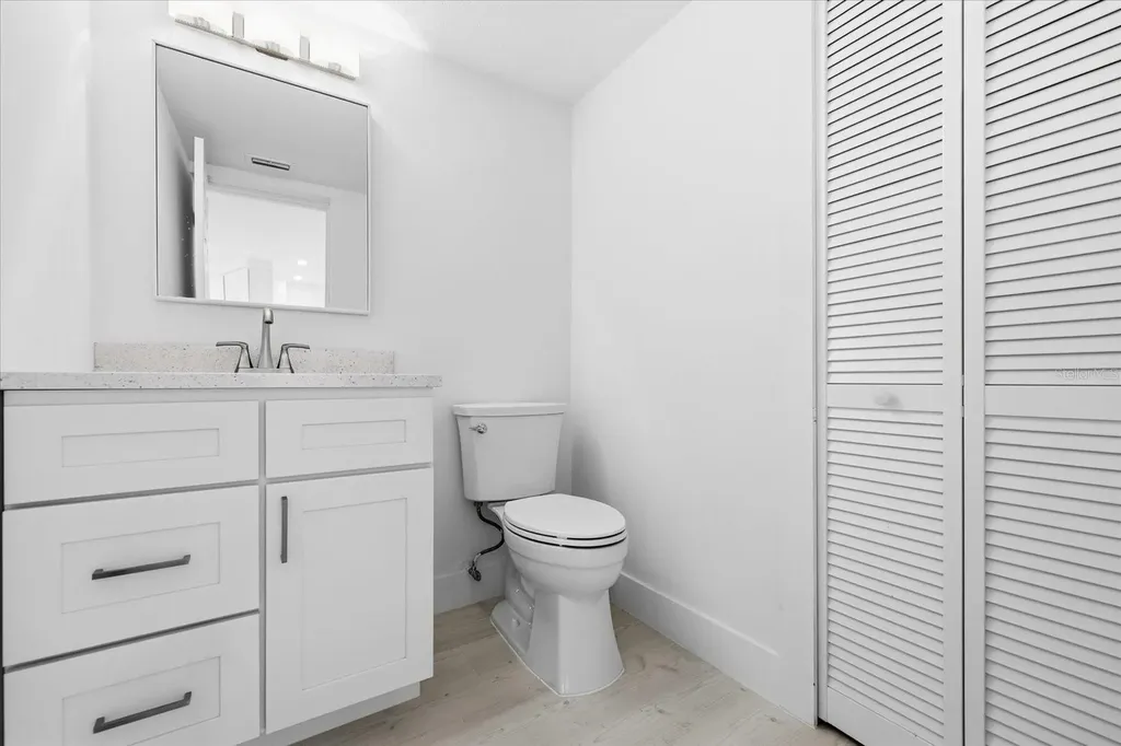 7520 Sunshine Skyway Lane S St Petersburg FL 33711