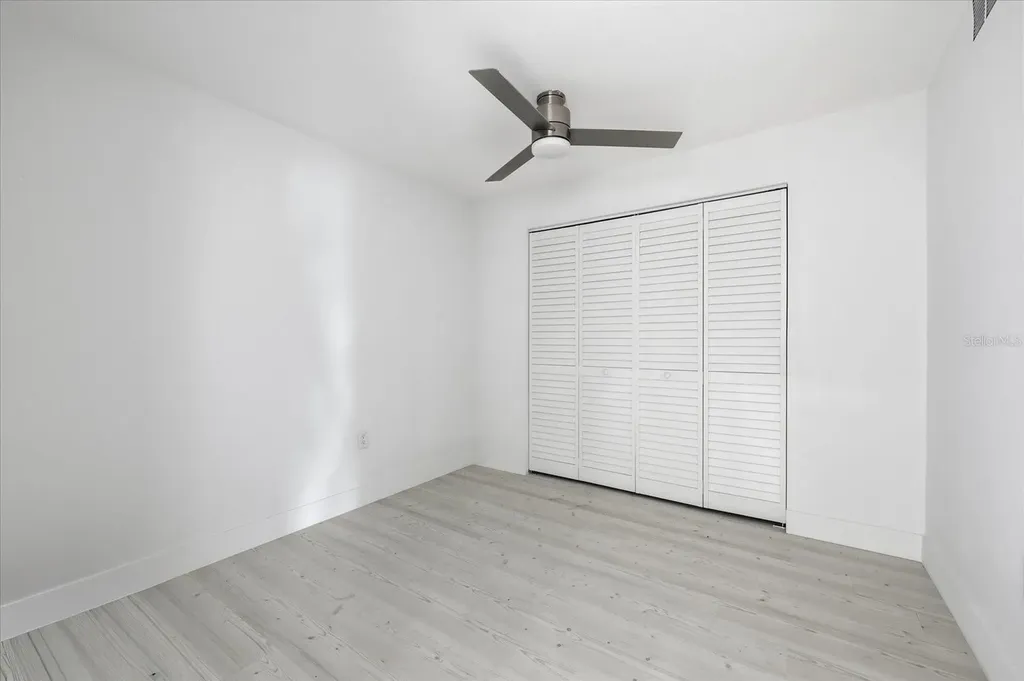 7520 Sunshine Skyway Lane S St Petersburg FL 33711