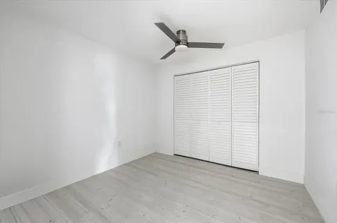 7520 Sunshine Skyway Lane S St Petersburg FL 33711