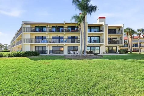 7520 Sunshine Skyway Lane S St Petersburg FL 33711