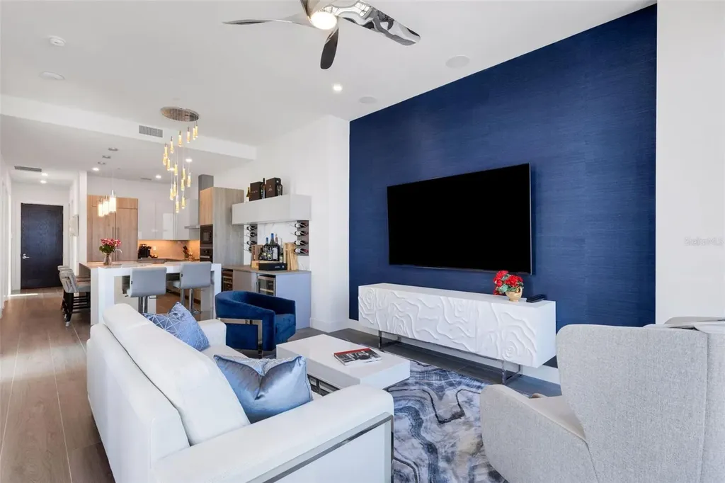 33 S Palm Avenue Sarasota FL 34236