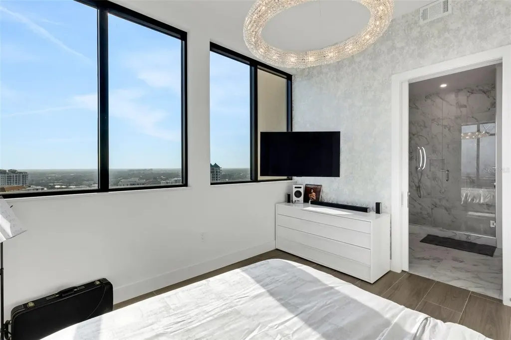 33 S Palm Avenue Sarasota FL 34236