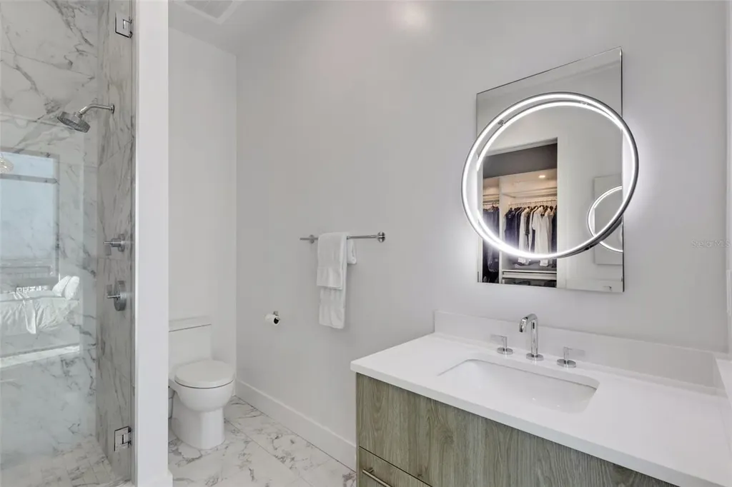 33 S Palm Avenue Sarasota FL 34236