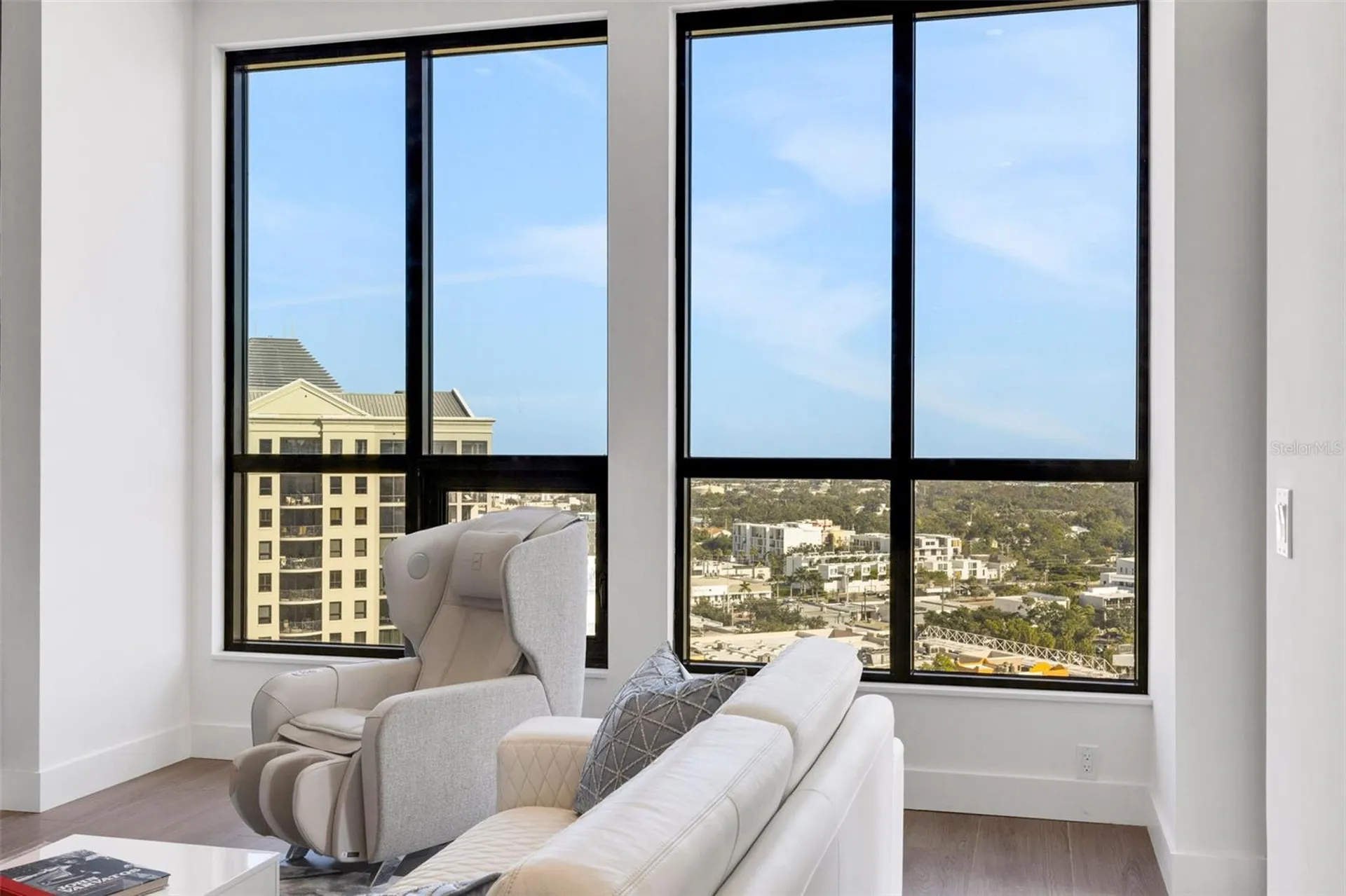 33 S Palm Avenue Sarasota FL 34236
