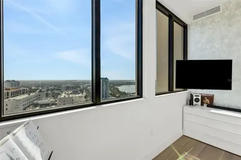 33 S Palm Avenue Sarasota FL 34236