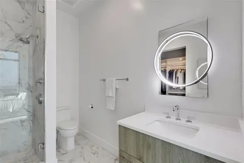 33 S Palm Avenue Sarasota FL 34236