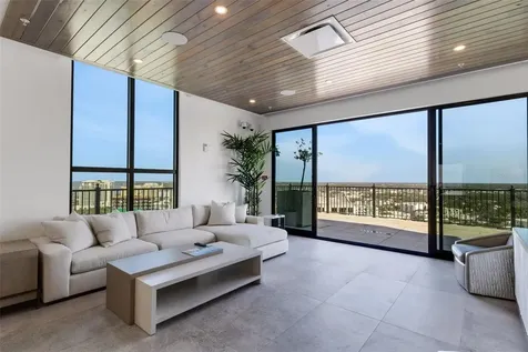 33 S Palm Avenue Sarasota FL 34236