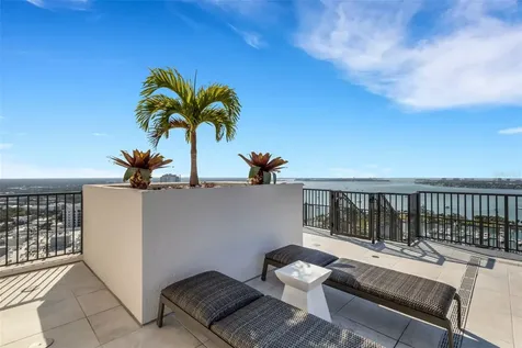 33 S Palm Avenue Sarasota FL 34236