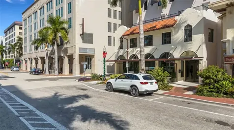 33 S Palm Avenue Sarasota FL 34236