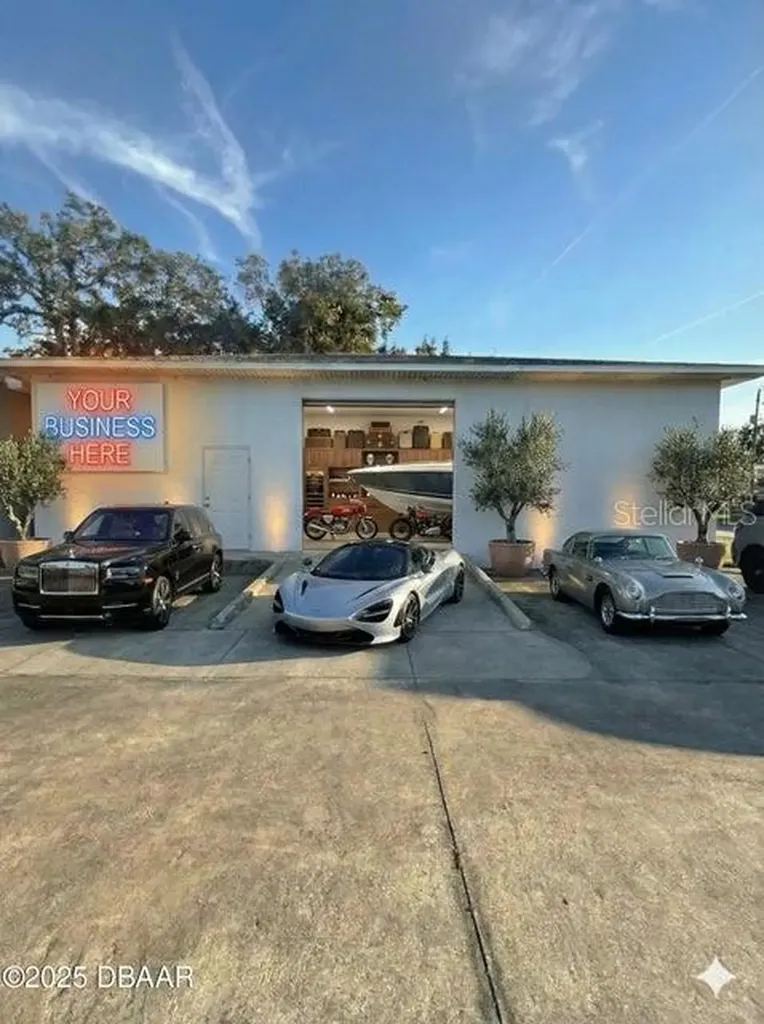 4610 S Ridgewood Avenue Port Orange FL 32127