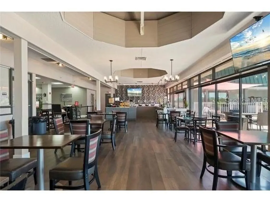 7150 N Tamiami Trail Sarasota FL 34243