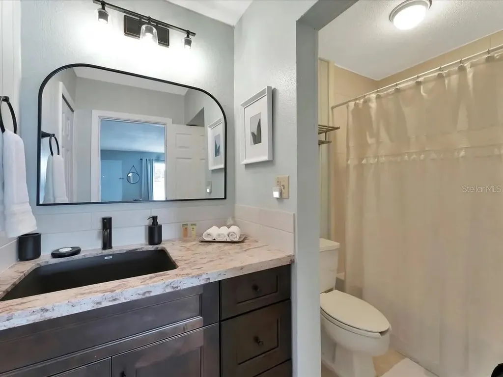 7150 N Tamiami Trail Sarasota FL 34243