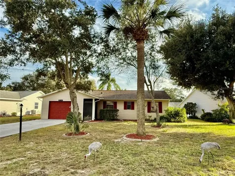 2105 Greenlaw Court Leesburg FL 34788