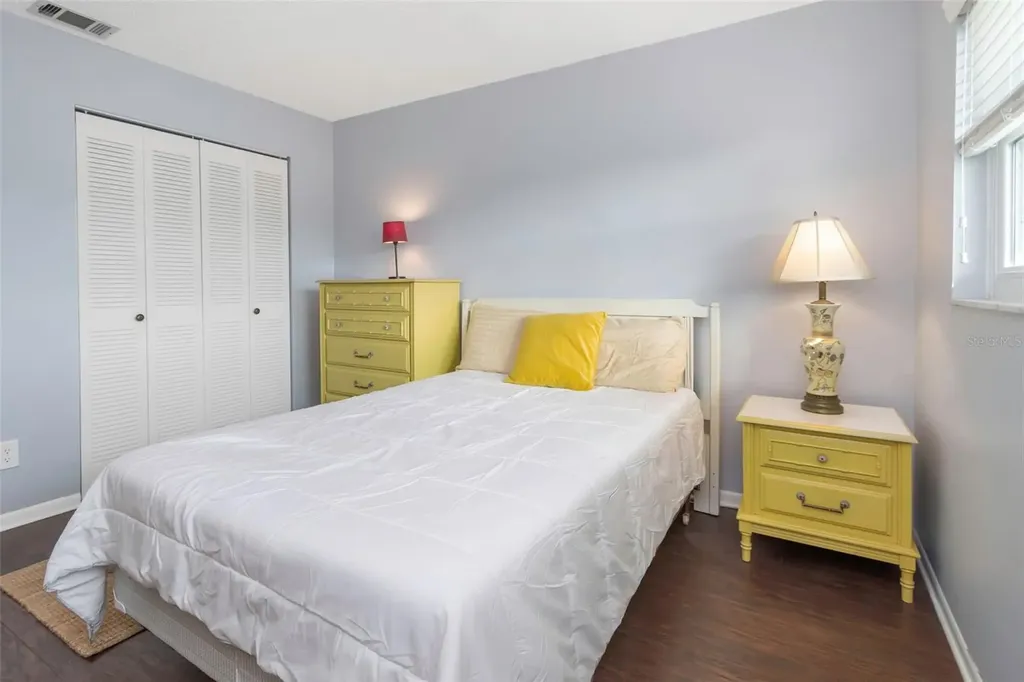 5246 81st Street N St Petersburg FL 33709