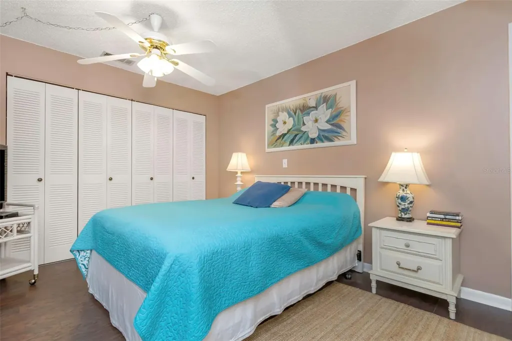 5246 81st Street N St Petersburg FL 33709
