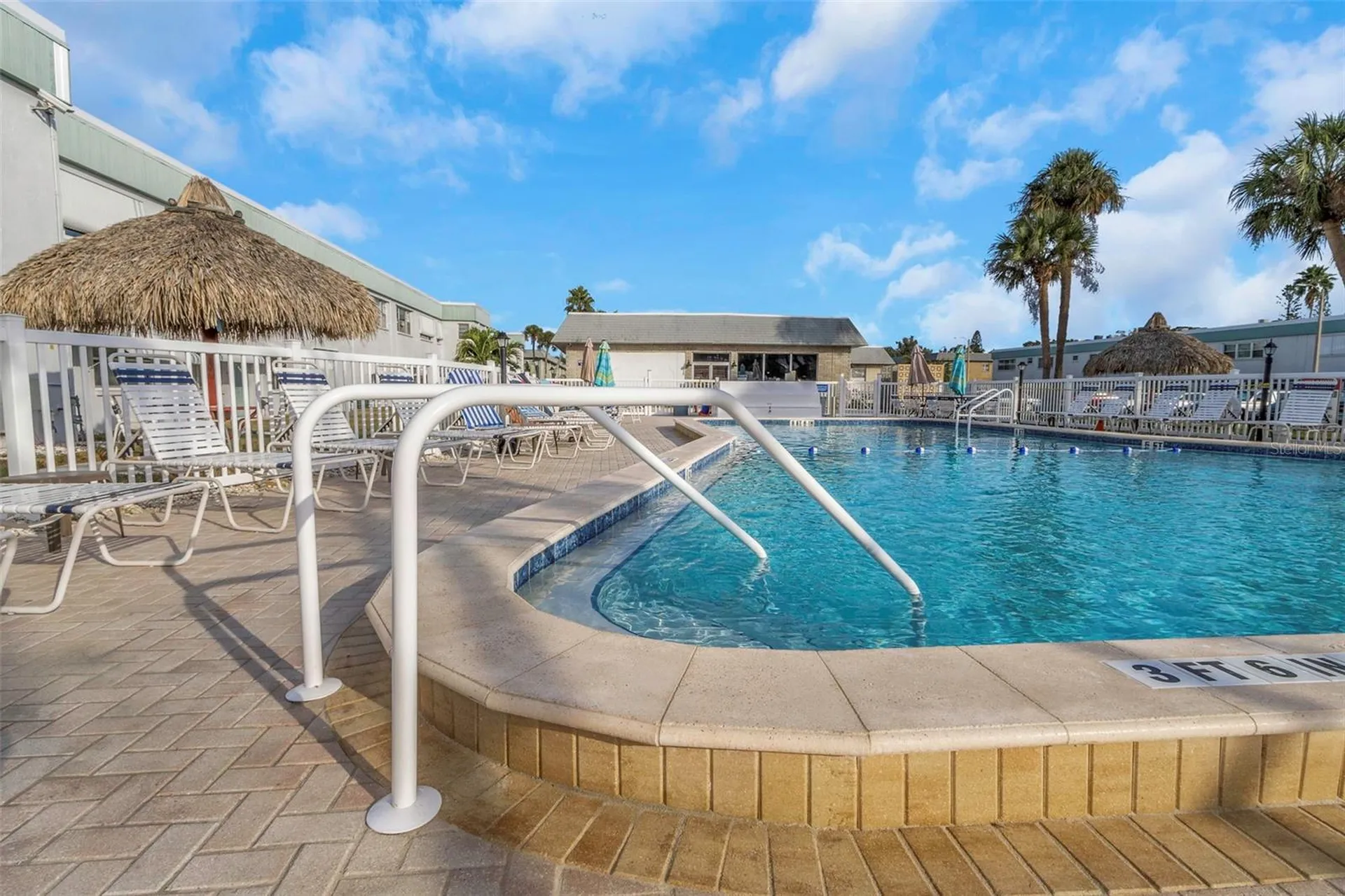 5246 81st Street N St Petersburg FL 33709