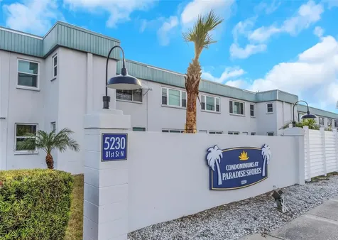 5246 81st Street N St Petersburg FL 33709