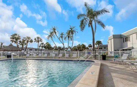 5246 81st Street N St Petersburg FL 33709