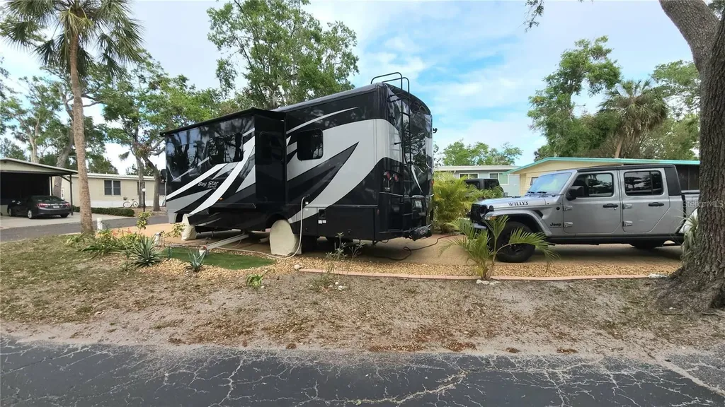 3300 26th Avenue E Bradenton FL 34208