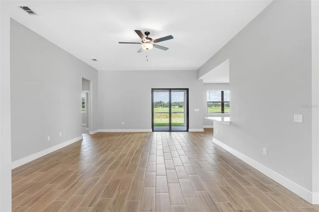 13501 Walden Sheffield Road Dover FL 33527