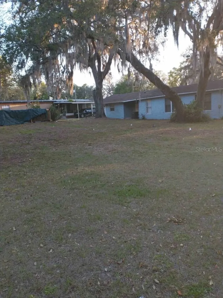 1611 Indian Trail Leesburg FL 34748