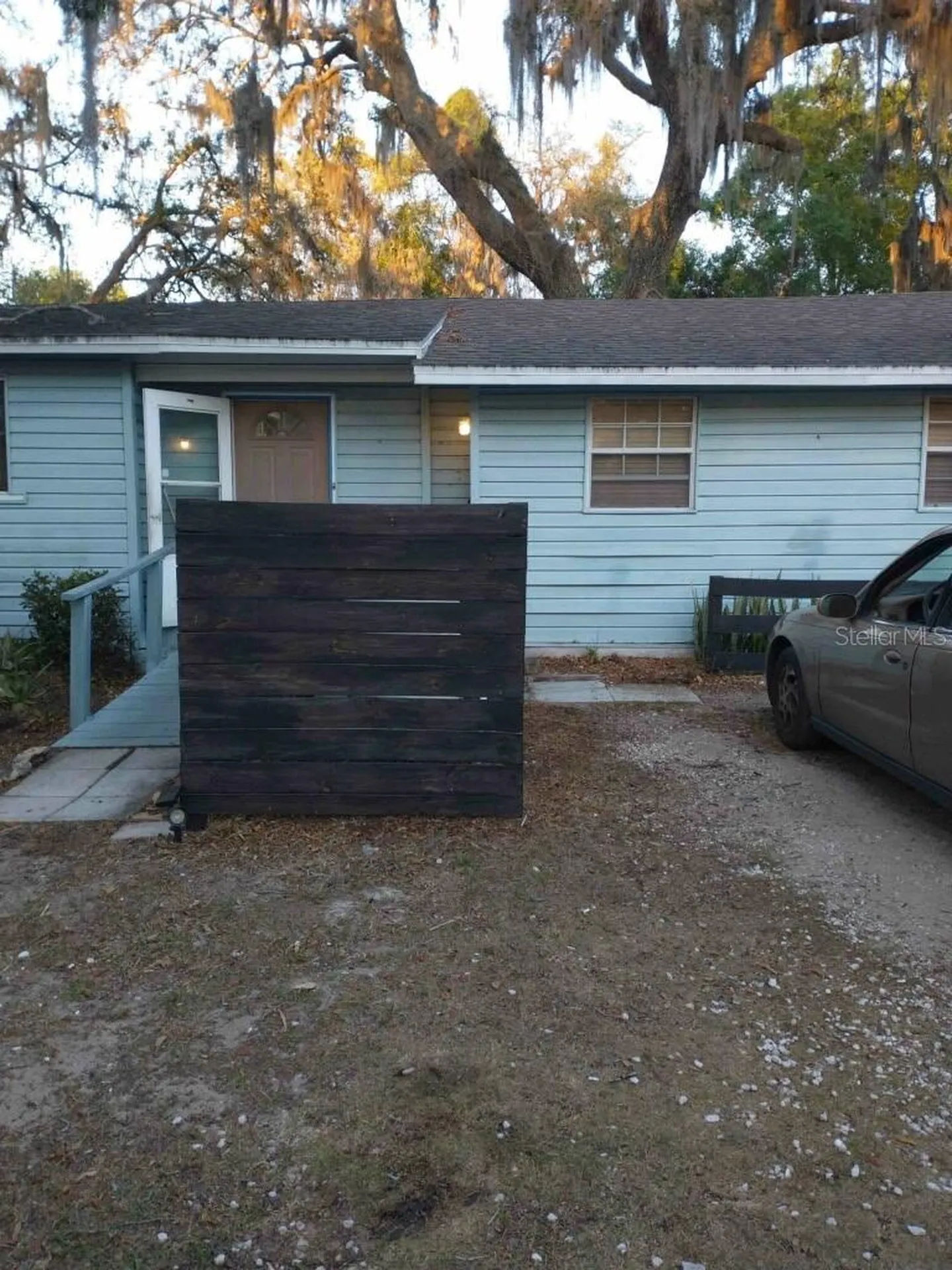 1611 Indian Trail Leesburg FL 34748