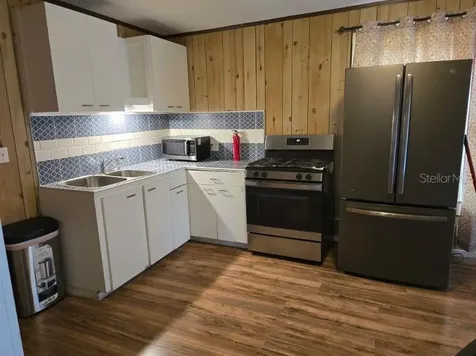 1611 Indian Trail Leesburg FL 34748