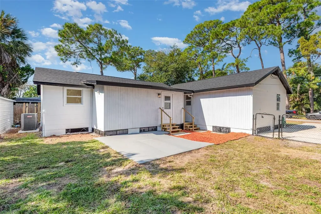 112 New Hampshire Street Edgewater FL 32132