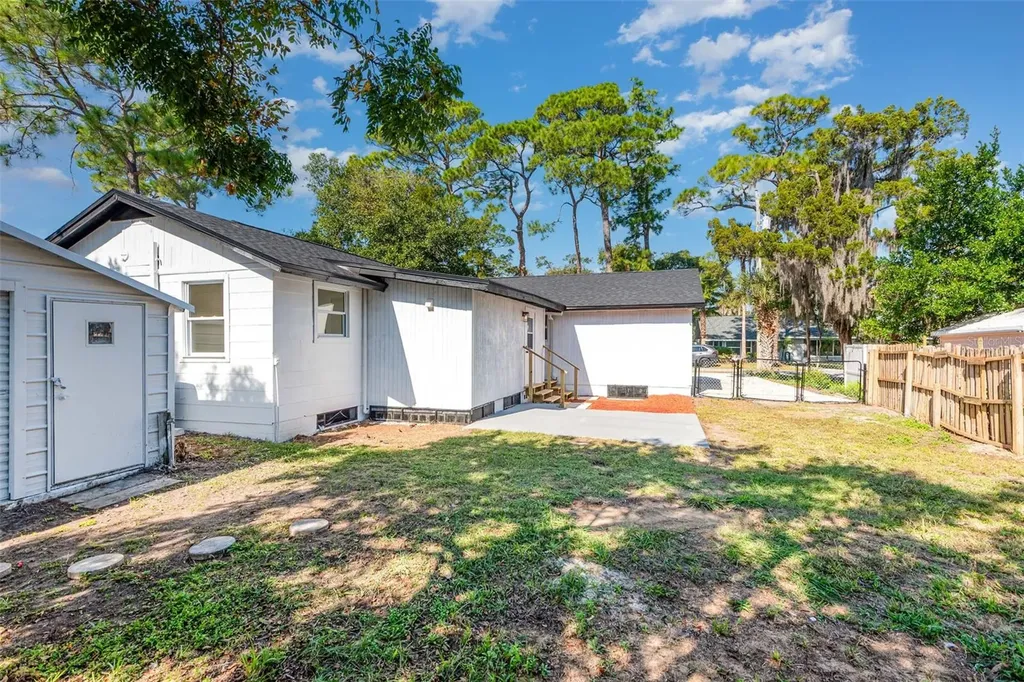 112 New Hampshire Street Edgewater FL 32132