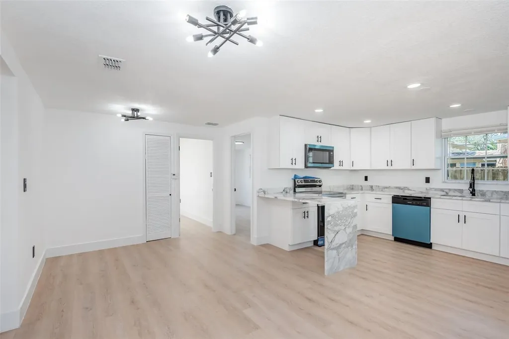 112 New Hampshire Street Edgewater FL 32132