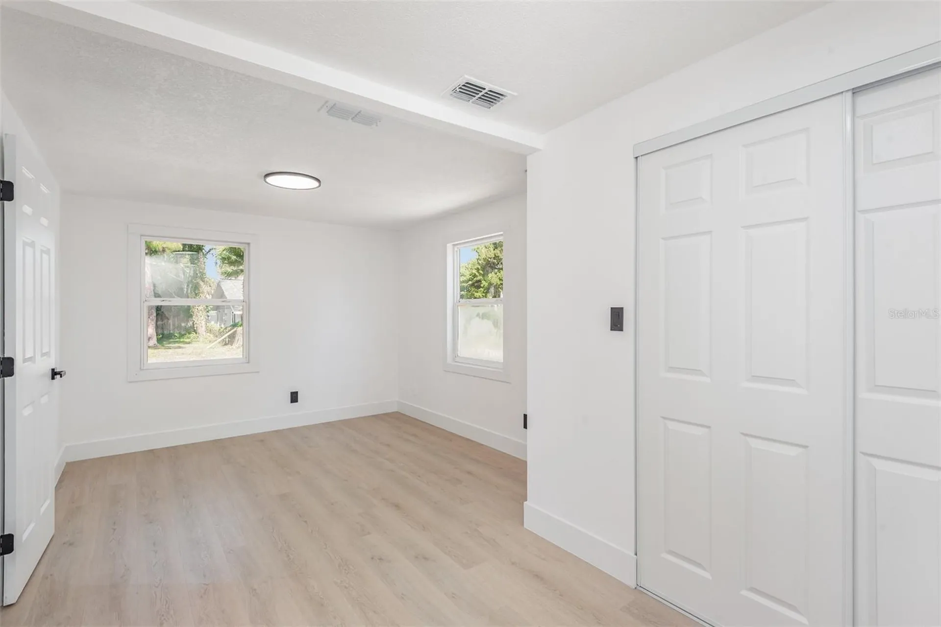 112 New Hampshire Street Edgewater FL 32132