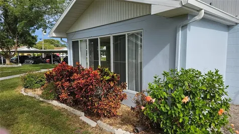 1902 Dandridge Street Sun City Center FL 33573
