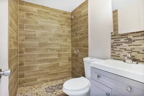 1906 Murdock Boulevard Orlando FL 32825