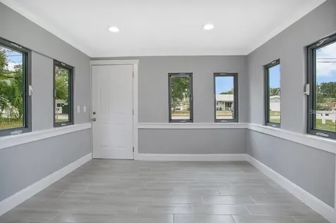 1906 Murdock Boulevard Orlando FL 32825