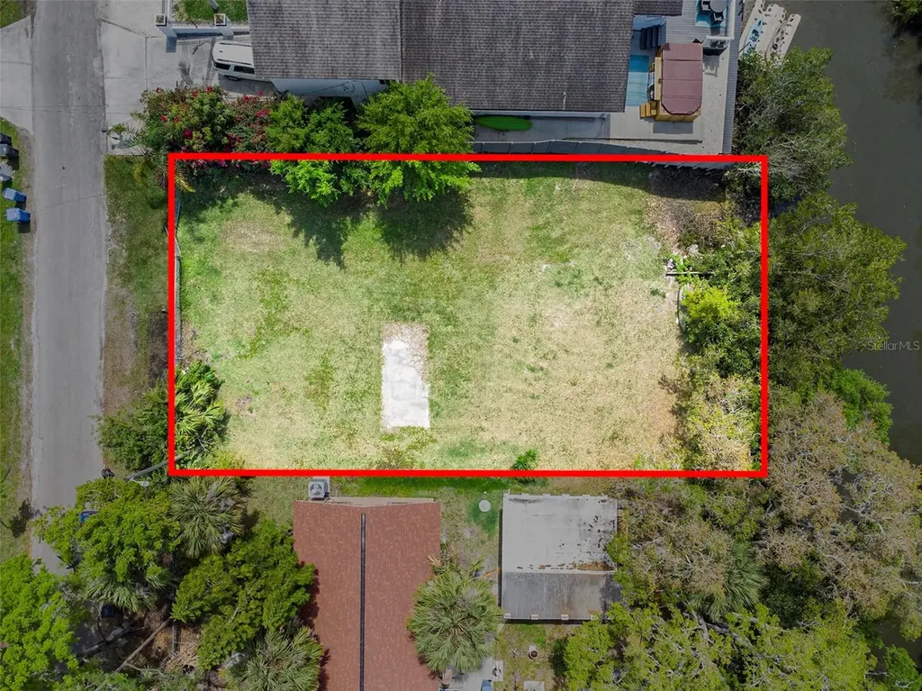 7406 Bay Drive Tampa FL 33635