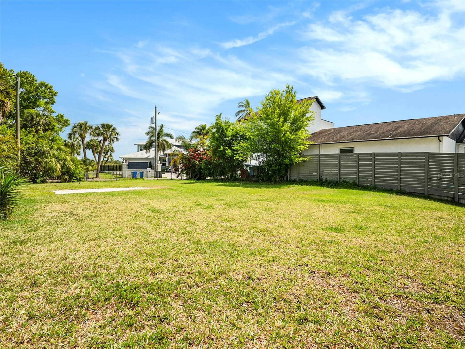 7406 Bay Drive Tampa FL 33635