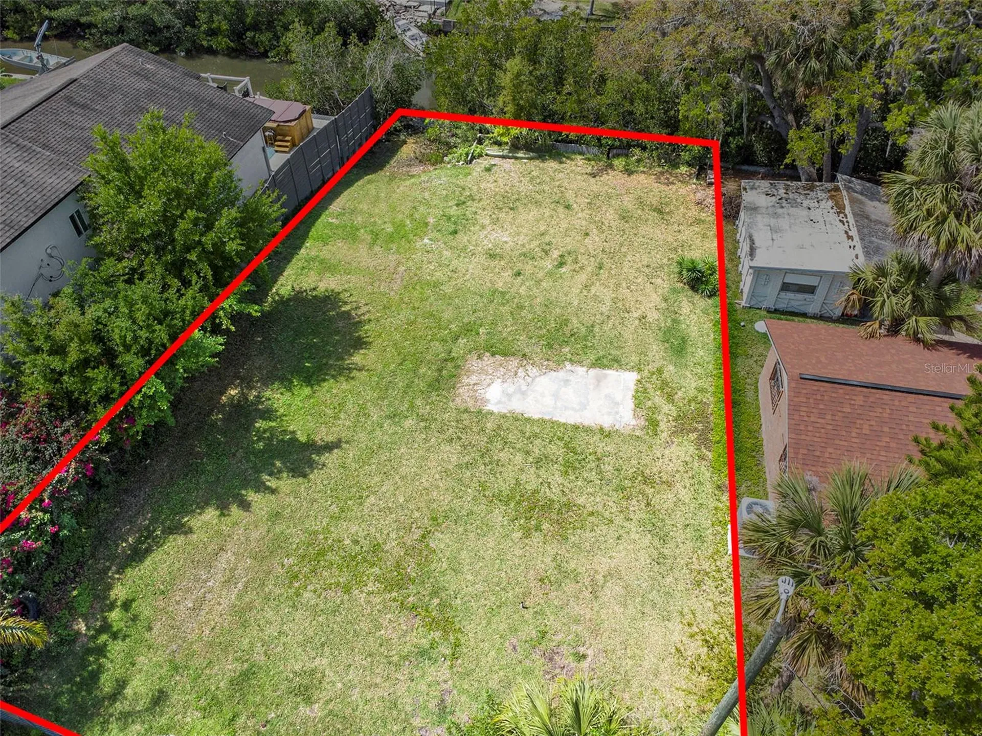 7406 Bay Drive Tampa FL 33635