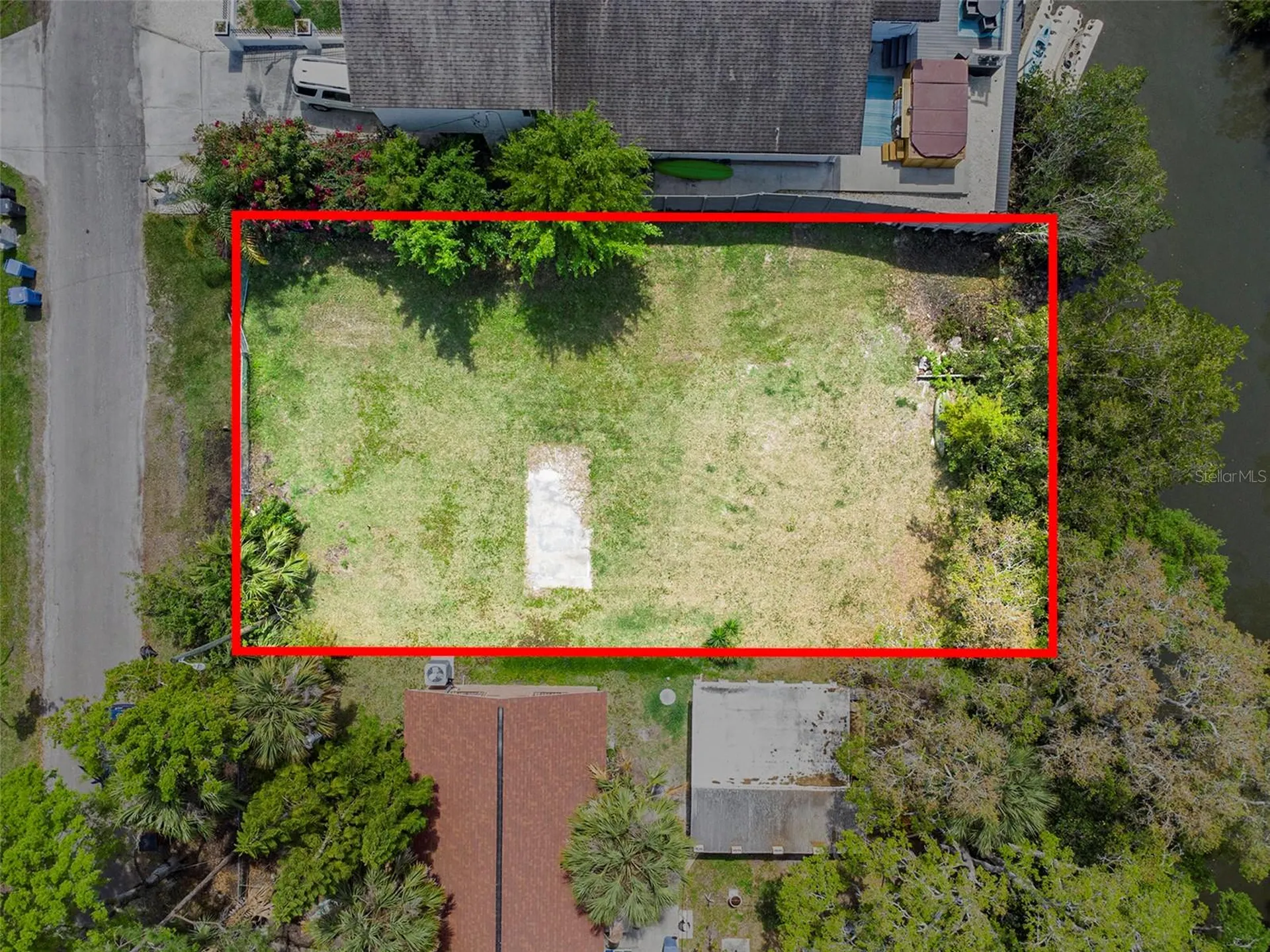 7406 Bay Drive Tampa FL 33635