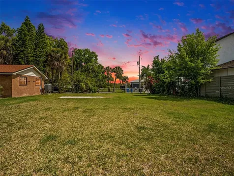 7406 Bay Drive Tampa FL 33635