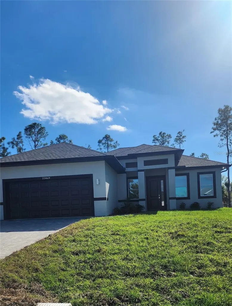 23469 Roscoe Avenue Punta Gorda FL 33980