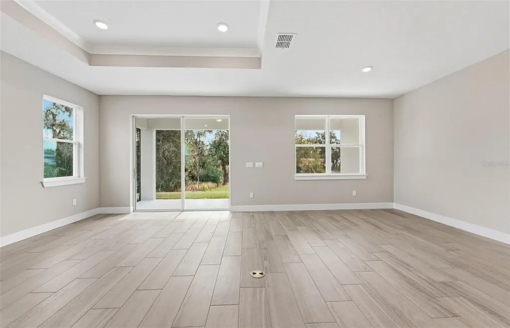 37380 Clinch Circle Zephyrhills FL 33540