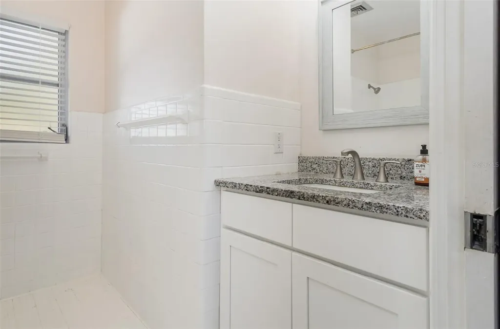 29 Golf View Circle NE Winter Haven FL 33881